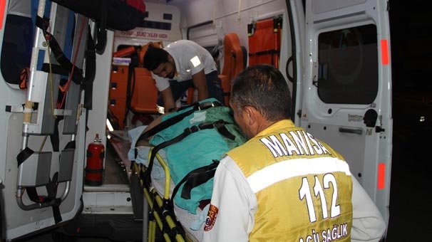 Baba ve oğul evlerinde silahlı saldırıya uğradı!