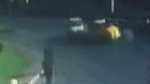 Bahçelievler’de akılalmaz kaza... 'Babama takla attırıyor!'