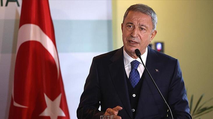 Bakan Akar, 29 Ekim Cumhuriyet Bayramı'nı kutladı