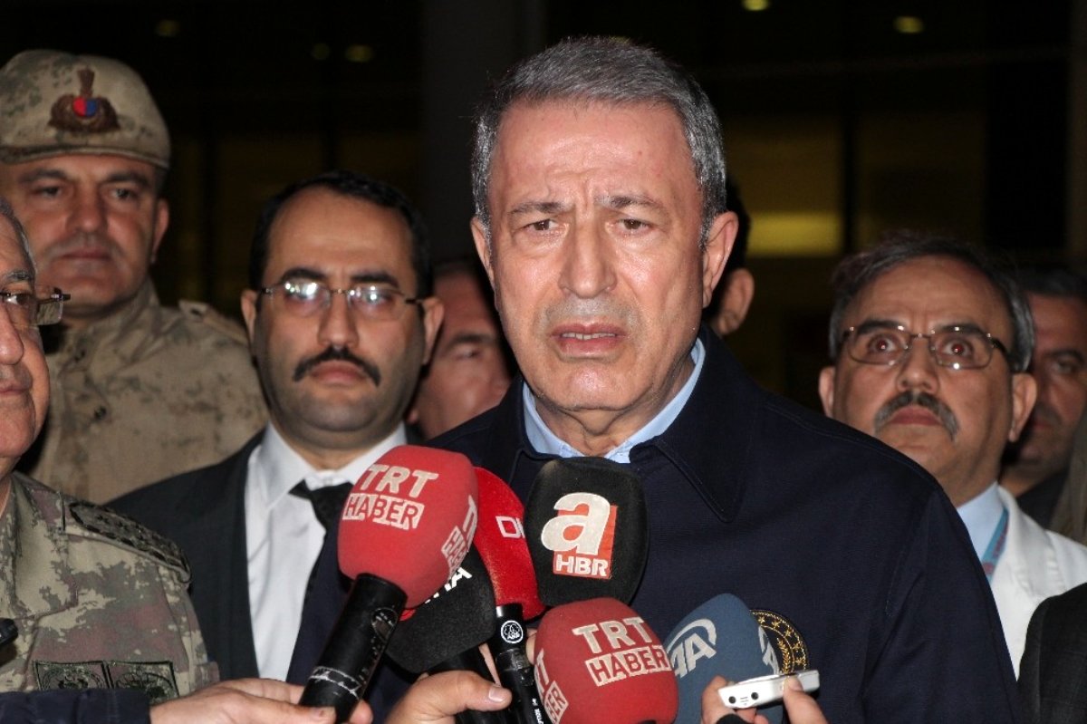 Bakan Akar: 