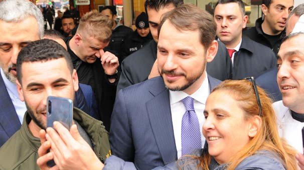Bakan Albayrak'tan esnaf ziyareti