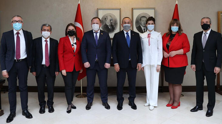 Bakan Çavuşoğlu, AKPM Ukrayna Delegasyonu Başkanı Mezentseva ile görüştü