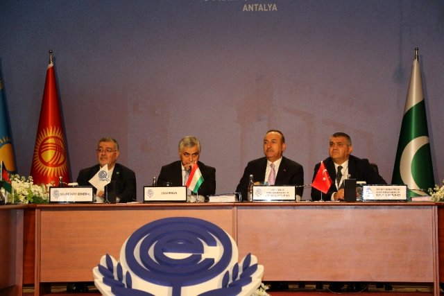 Bakan Çavuşoğlu EİT Dönem Başkanı seçildi