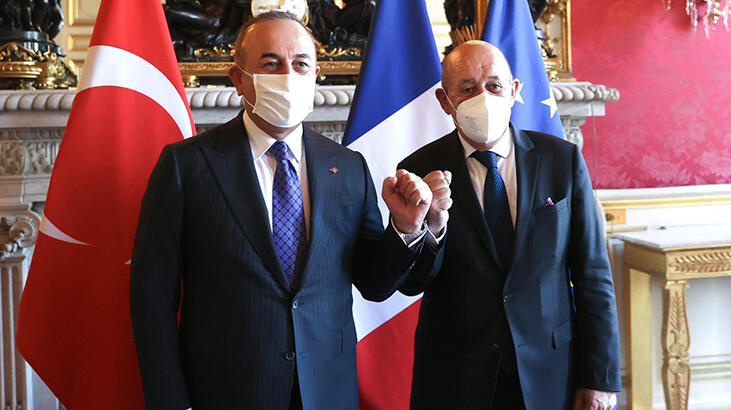Bakan Çavuşoğlu, Fransız mevkidaşı Drian ile görüştü