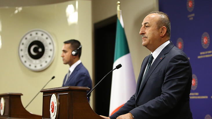 Bakan Çavuşoğlu, İtalyan mevkidaşı ortak basın açıklaması yapıyor
