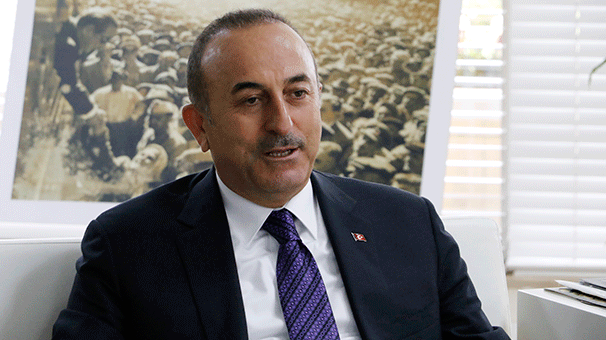 Bakan Çavuşoğlu'ndan Notre Dame Katedrali ile ilgili açıklama