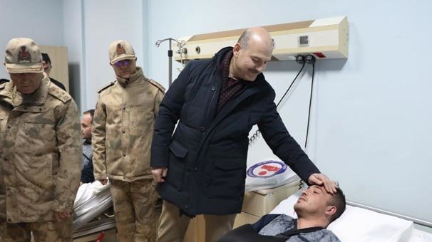 Bakan Soylu Yüksekova'da