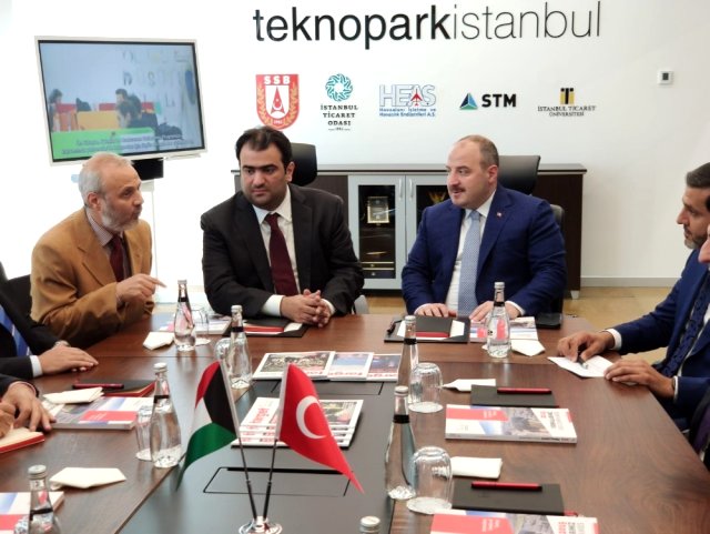 Bakan Varank, Kuveytli mevkidaşı Al-Roudan'ı Teknopark İstanbul'da ağırladı