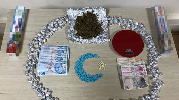 Başkentte uyuşturucu satıcılarına polisten darbe