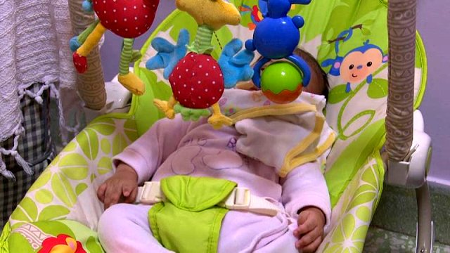 Bebek satarak 500 bin euro kar eden çete çökertildi