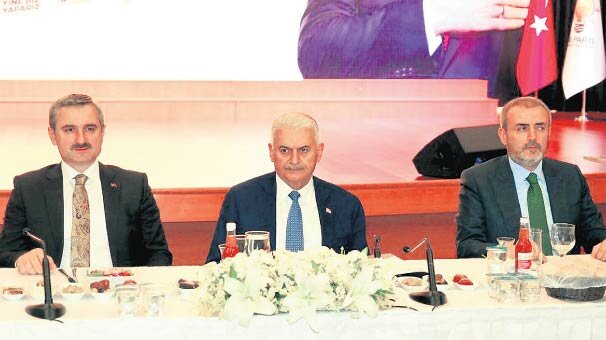 ‘Benim için en büyük makam insanların gönülleri’