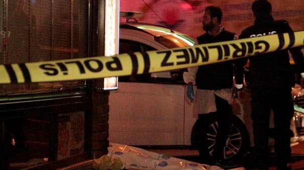 Bıçaklandı! 50 metre yürüdü sonra...