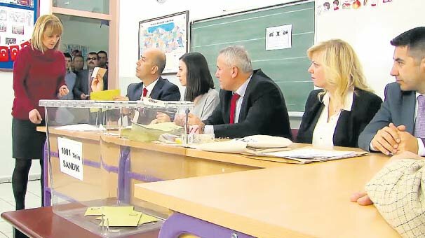 Bin 389 belediye başkanı seçeceğiz