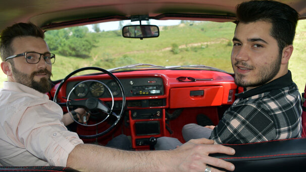 Bir kavanoz bal verip aldılar! Gören inanamıyor...