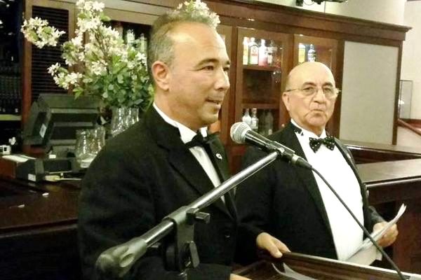 Bodrum'da balık tutanlar kayalıklarda erkek cesedi buldu