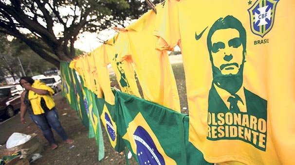 Bolsonaro yolu yarıladı