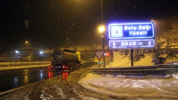 Bolu Dağı'nda kar yağışı yeniden başladı