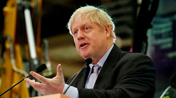 Boris Johnson liderlik için adaylığını açıkladı