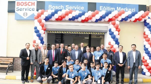 Bosch’tan geleceğin teknisyenlerine yatırım
