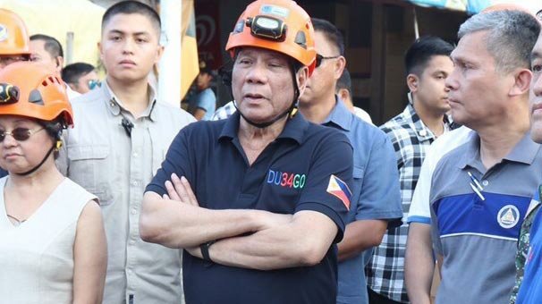 Böyle tehdit görülmedi! 'Çöp'lerini almazlarsa savaş ilan edilecek...