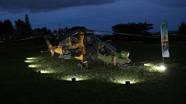 Brezilya'da Atak helikopteriyle gösteri uçuşu yapıldı