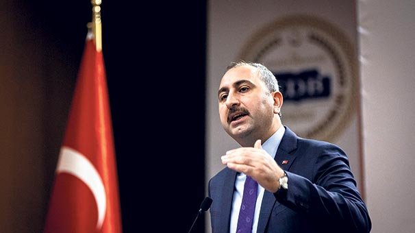 Bu gericilik geride kaldı