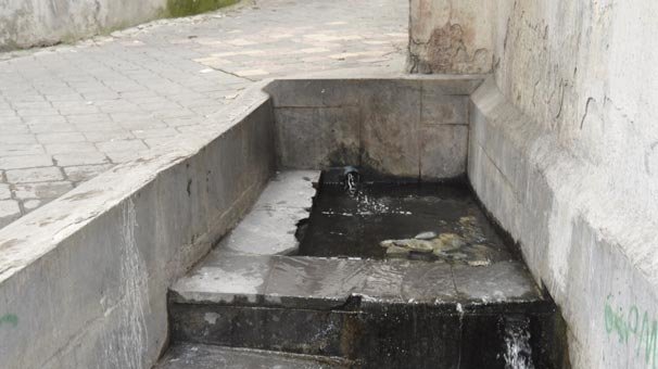 Bu mahalle diğerlerinden çok farklı! Yer altından çıkıyor ve...