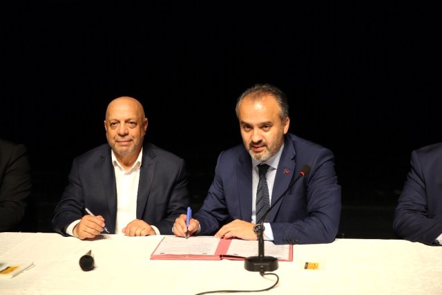 Bursa Büyükşehir'de toplu sözleşme sevinci