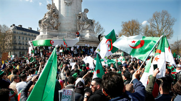 Buteflika yeni hükümeti açıkladı!