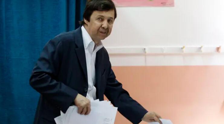 Buteflika'nın kardeşine iki yıl hapis