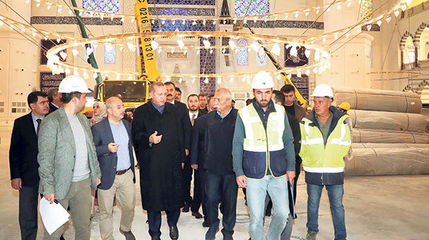 Çamlıca Camii’nde inceleme yaptı
