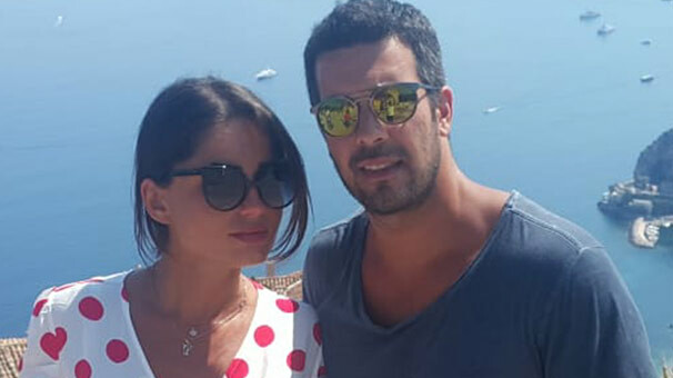 Can Verel-Serra Bozarlan, Mikanos tatilinde