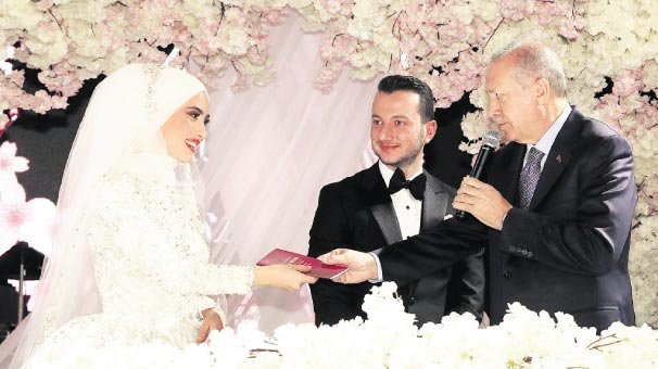 Canikli’nin kızının şahidi oldu