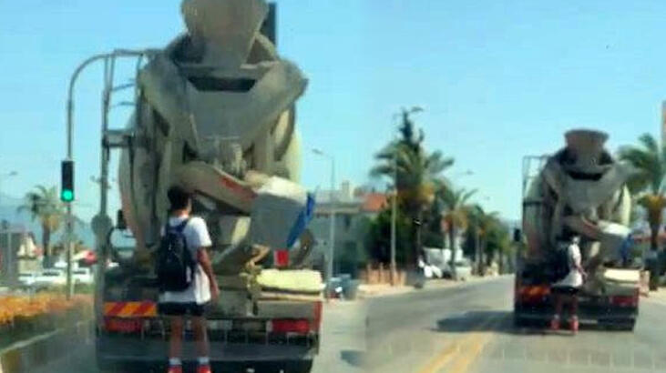 Canını hiçe saydı! Çok tehlikeli yolculuk