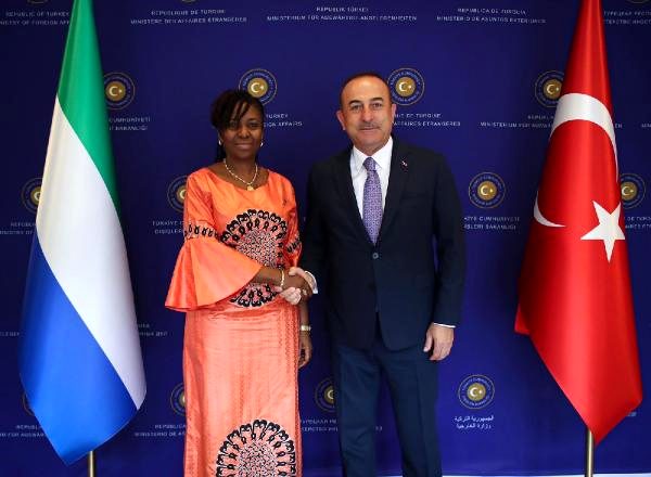 Çavuşoğlu: YPG ve PKK'lılar bölgeden çıkarılmalı