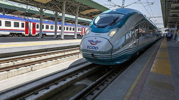 Çerkezköy-Kapıkule demir yolu hattında imzalar atılıyor