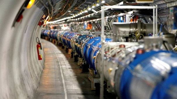CERN 'cinsiyetçi' profesörün işine son verdi
