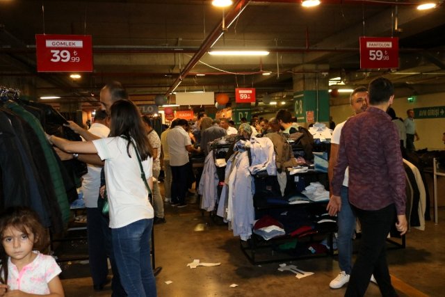 Ceylan Karavil Park'ta 2. garaj indirim günleri başladı
