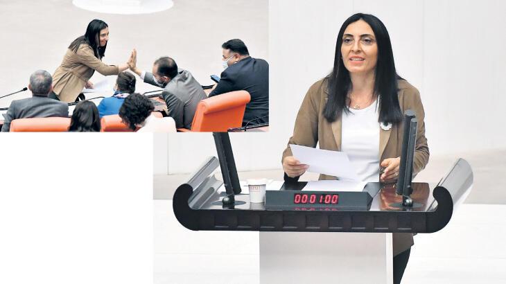 CHP’li vekil, Meclis kürsüsünden türkü okudu