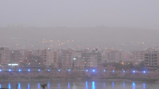 Cizre'de inanılmaz görüntüler! Evden çıkamaz hale geldiler...