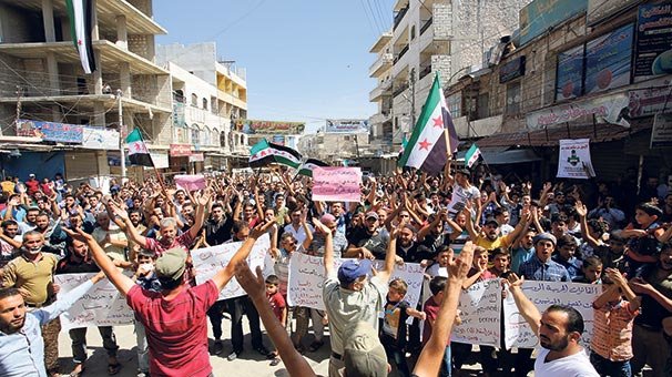 Cuma namazı sonrası  Rusya’ya lanet eylemi