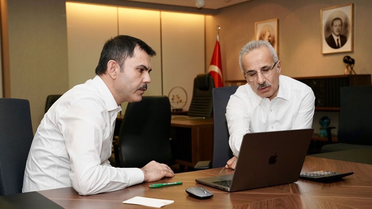 Cumhur İttifakı'nın İBB Başkan adayı Murat Kurum, ilk toplantısını Bakan Uraloğlu ile yaptı