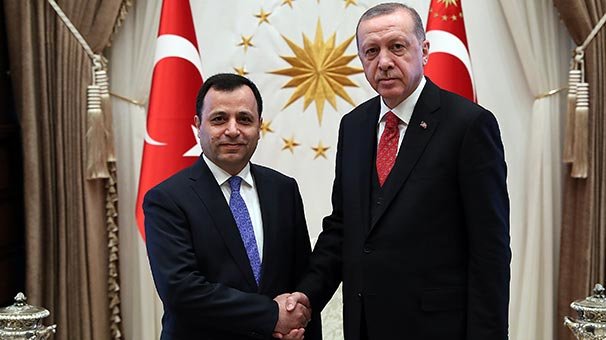 Cumhurbaşkanı Erdoğan, Anayasa Mahkemesi Başkanı Arslan'ı kabul etti