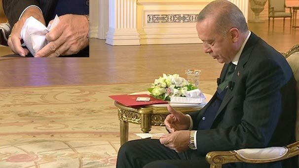Cumhurbaşkanı Erdoğan canlı yayında 'tarihi anısını' ilk kez anlattı