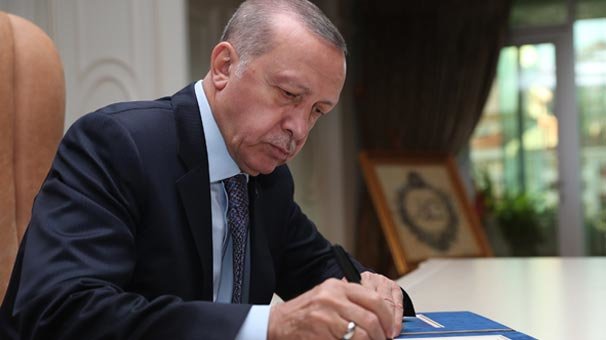 Cumhurbaşkanı Erdoğan imzaladı! Görev süresi 1 yıl uzatıldı...