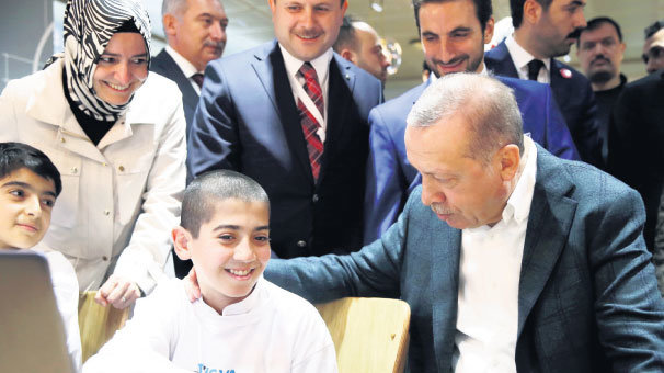 Cumhurbaşkanı Erdoğan: ‘Yeniden dirilişin arifesindeyiz’