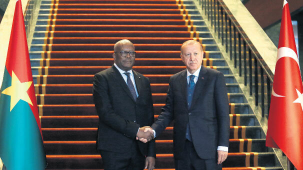 Cumhurbaşkanı Erdoğan'dan Sudan çıkışı: Her darbe ciddi bir kan kaybıdır