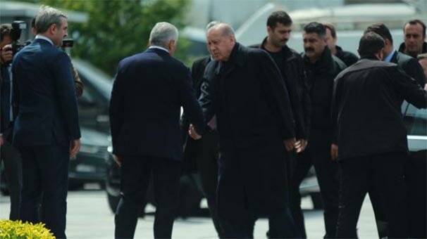 Cumhurbaşkanı Erdoğan'ın AK Parti İl Başkanlığı'nda yaptığı toplantı sona erdi