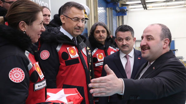 Cumhurbaşkanı Yardımcısı Oktay: Hedefimiz Antarktika'da kalıcı üssü kurmak