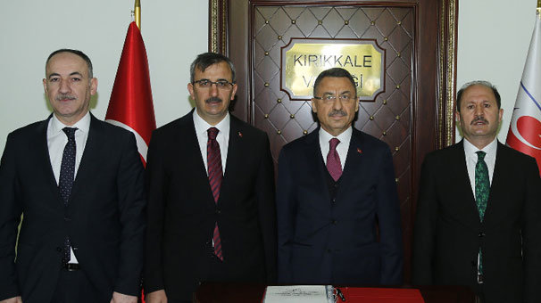 Cumhurbaşkanı Yardımcısı Oktay, Kırıkkale'de ziyaretlerde bulundu